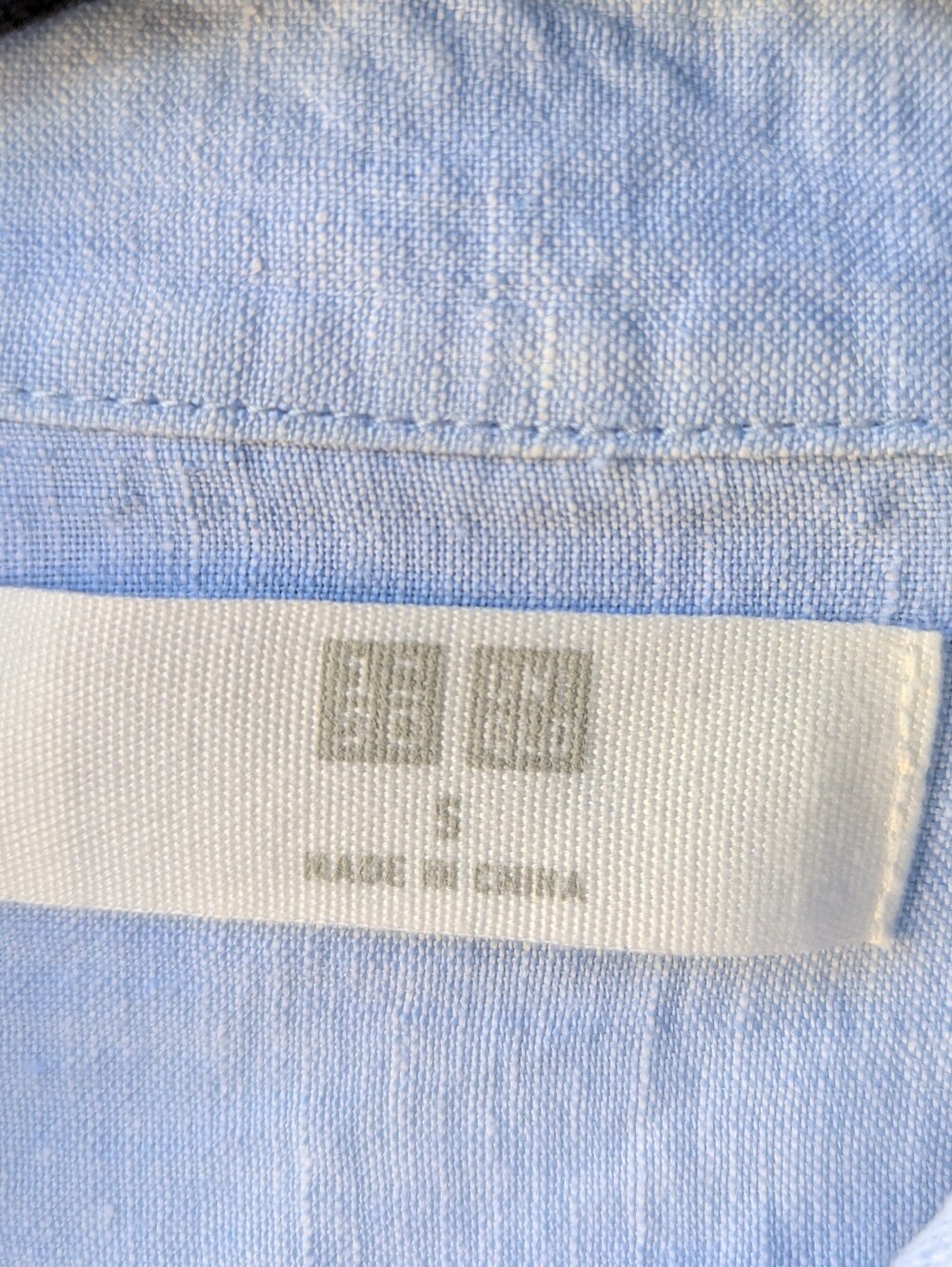 Uniqlo 100% Linen Blue Button Front Long Sleeve Shirt Size Small - Picture 3 of 6